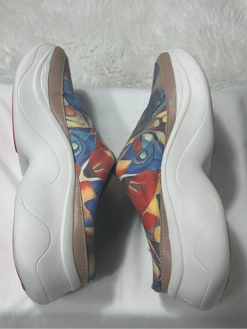 UIN Dye-Misty Art Print Slip On Colorful Canvas Casual Comfort Shoes Womens Sz 8 - Picture 6 of 15